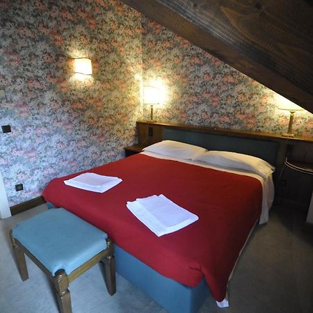 Hotel La Lepre Bianca Gallio Eksteriør bilde