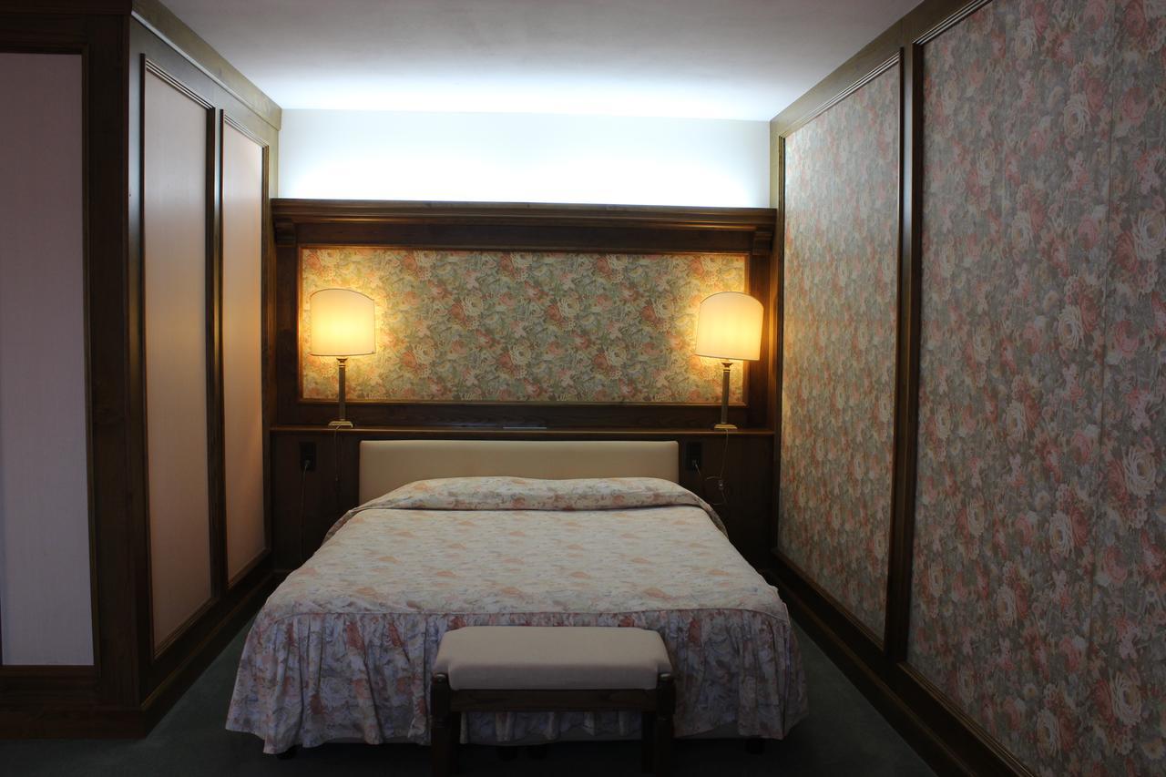 Hotel La Lepre Bianca Gallio Eksteriør bilde