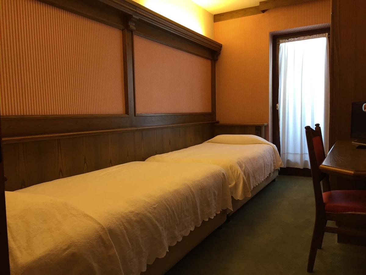 Hotel La Lepre Bianca Gallio Eksteriør bilde