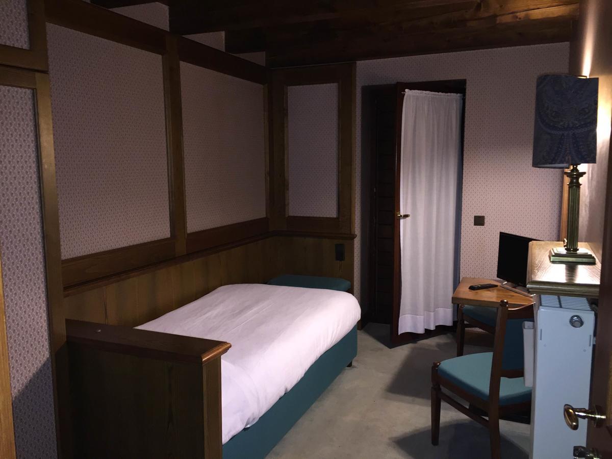 Hotel La Lepre Bianca Gallio Eksteriør bilde