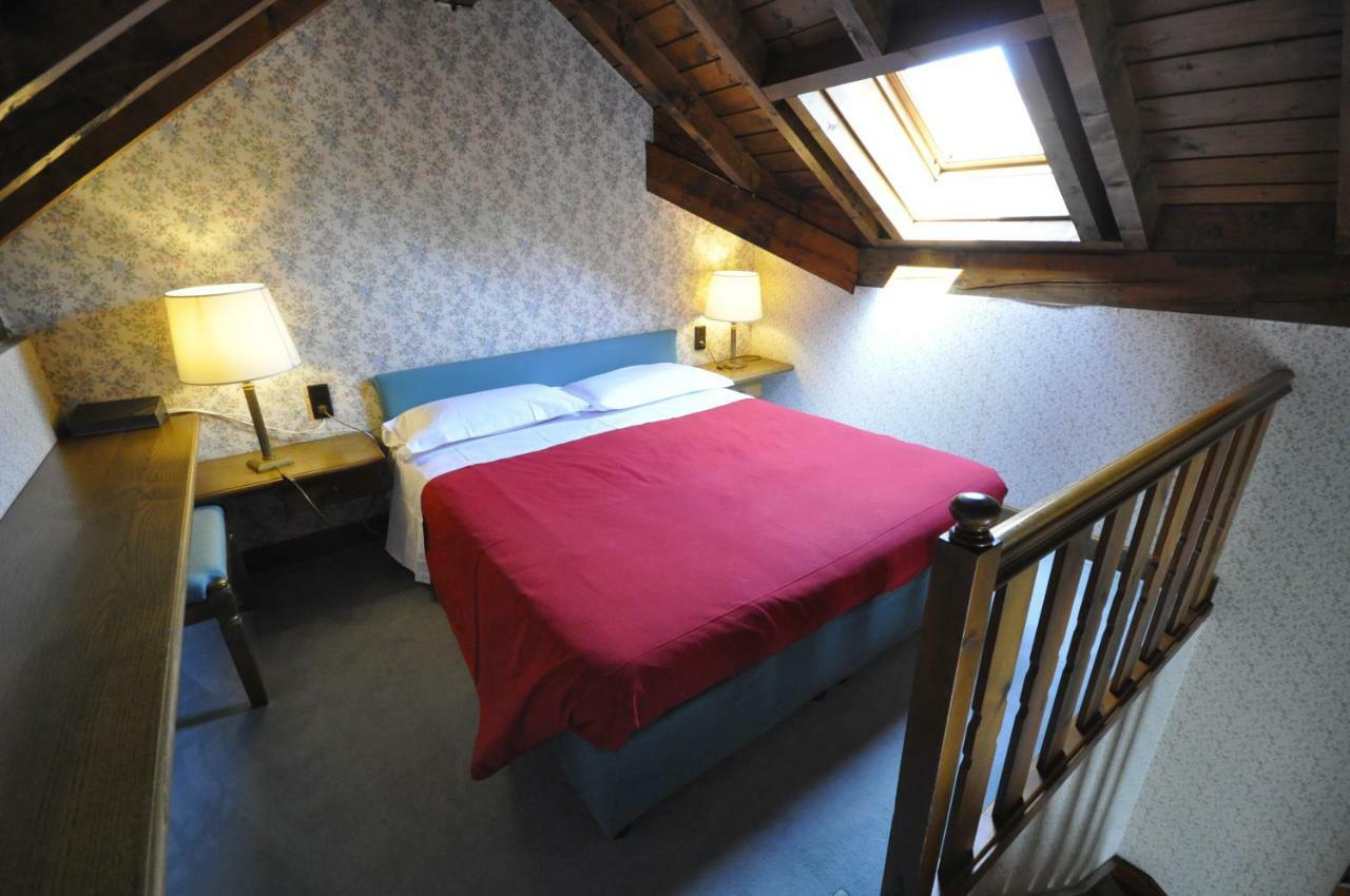 Hotel La Lepre Bianca Gallio Eksteriør bilde