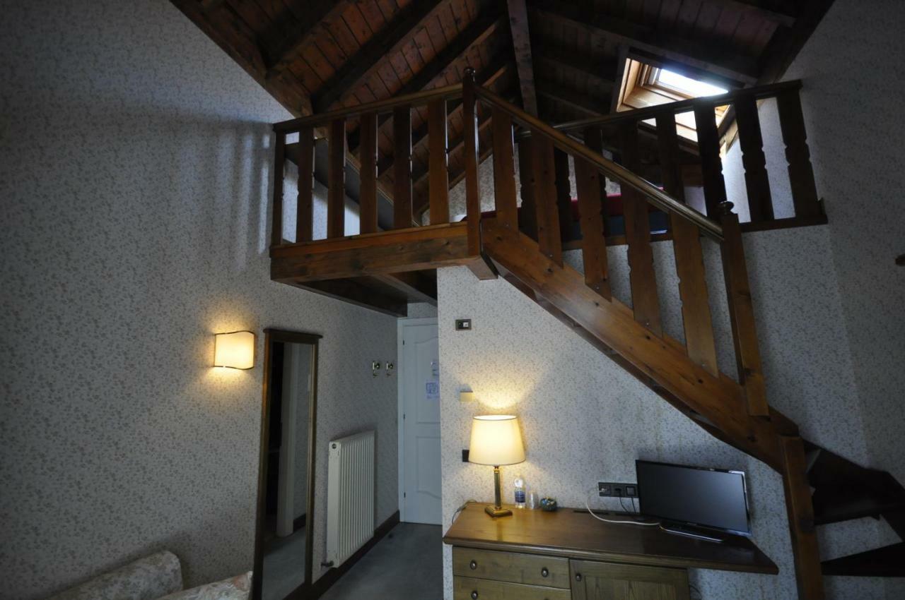 Hotel La Lepre Bianca Gallio Eksteriør bilde